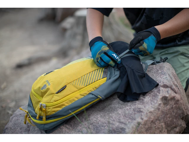 Deuter Compact 8L JR Backpack Backpacks 12 Deuter Compact 8L JR Backpack Backpacks